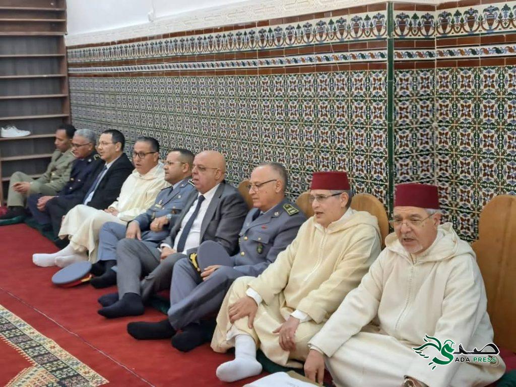جهوية 27 تسليم هبة ملكية لشرفاء الزاوية الحراقية بتطوان بمناسبة الخامس عشر من شعبان