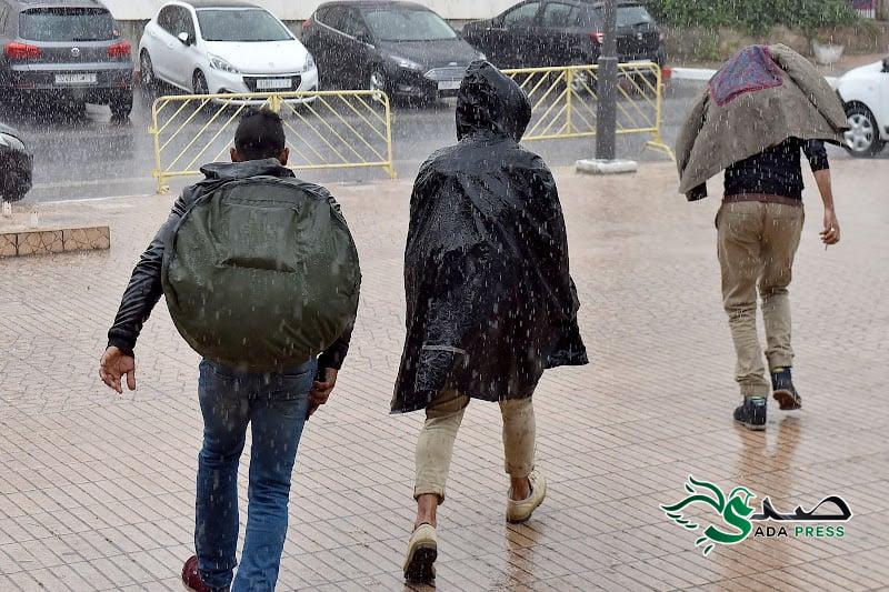 تعليق الدراسة في المؤسسات التعليمية بتطوان بسبب سوء الأحوال الجوية تعليق الدراسة في المؤسسات التعليمية بتطوان بسبب سوء الأحوال الجوية